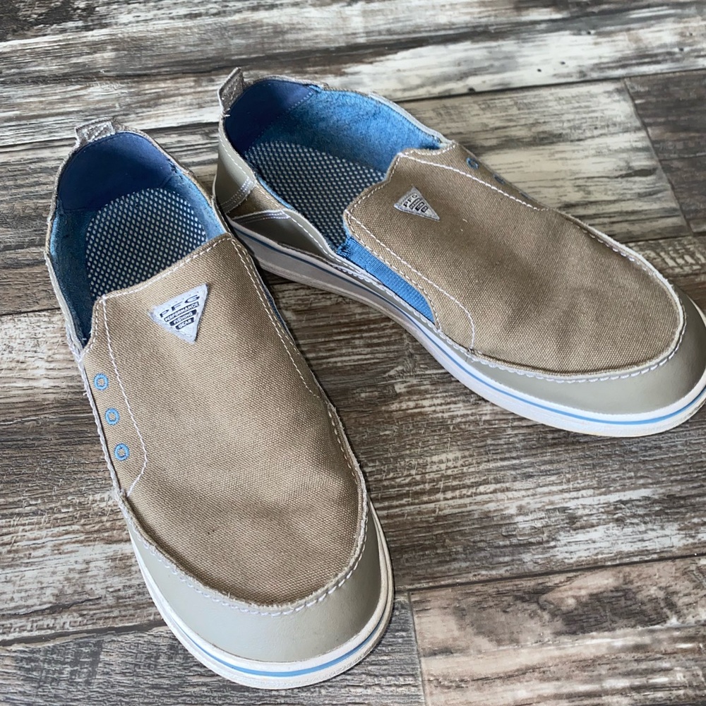 Boys Columbia shoes